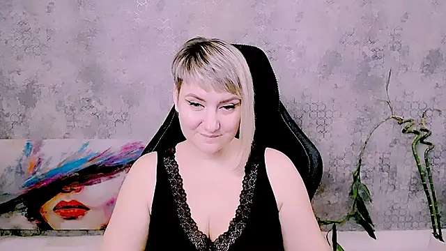 Djullia's Live XXX Chat
