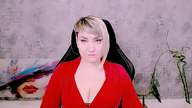 Chat +18 de Djullia ao vivo