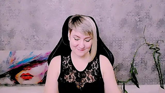 Djullia – Live XXX-chat