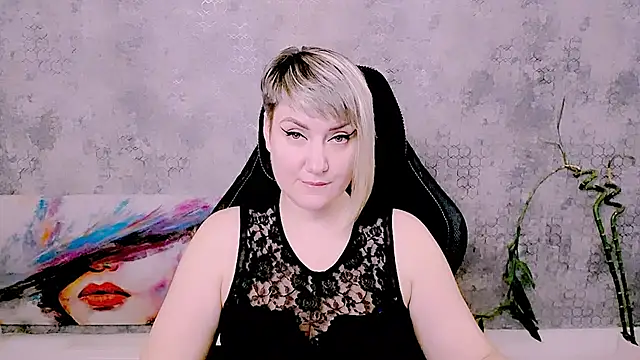 Djullia Live XXX-Chat