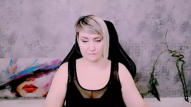 Djullia 라이브 XXX 채팅