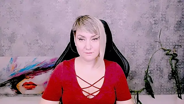 Djullia's Live XXX Chat