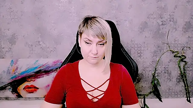 Djullia's Live XXX Chat