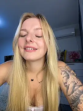 Lilium_Regale Adlı Modelin Canlı XXX Sohbeti