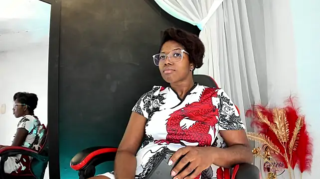 Chat +18 de connywellss ao vivo