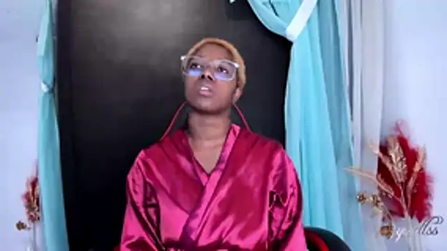 connywellss' Live XXX Chat