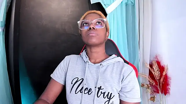 connywellss' Live XXX Chat