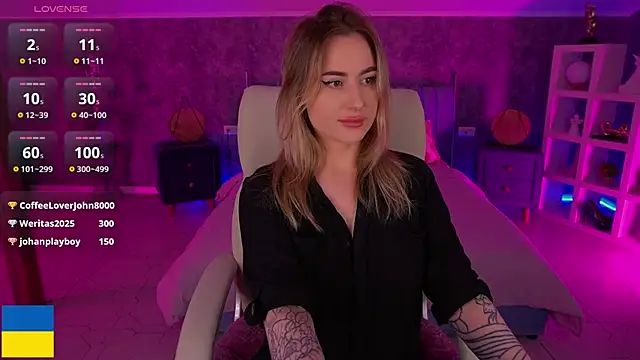 Show modela ArolinaNight na web-kameri