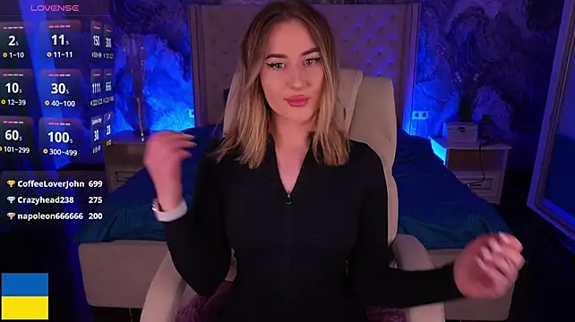ArolinaNight: вебкам-шоу