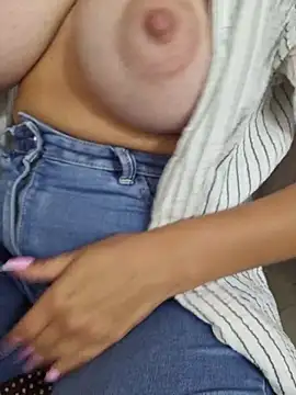 XXX chat uživo modela KamaSons