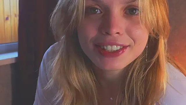 sinteas Live XXX Chat