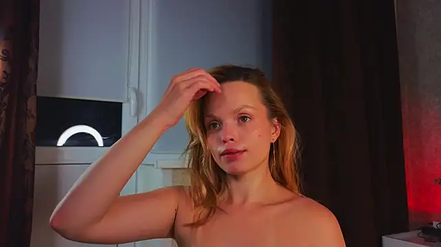 sinteas Adlı Modelin Canlı XXX Sohbeti