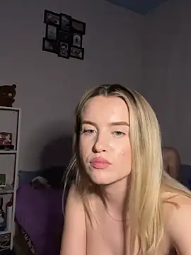 BeatrixxAndLiam – Naživo chatovacia miestnosť