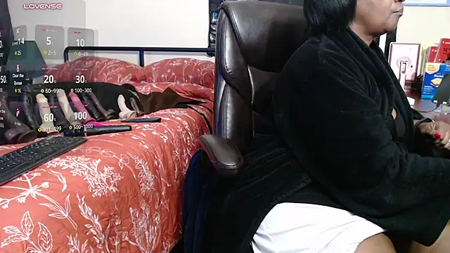 MissTajaa's Webcam Show