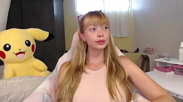 צ'אט XXX בשידור חי של SamyLight