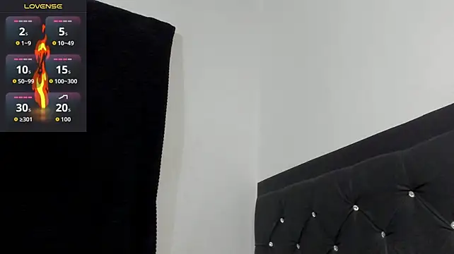 santi_brown Show Webcam