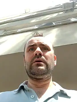 Govora's Webcam Show