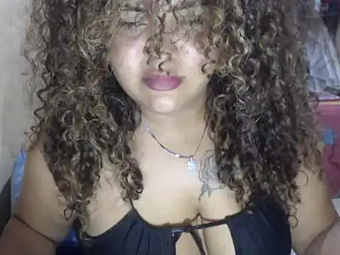 غرفة دردشة SEXY_SENSUALSARA المباشرة
