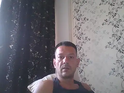 IonutValentin36 webcam show