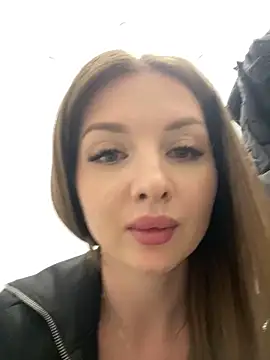 KrisMagnoly's Live Chat Room