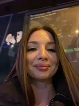 KrisMagnoly Chat XXX live