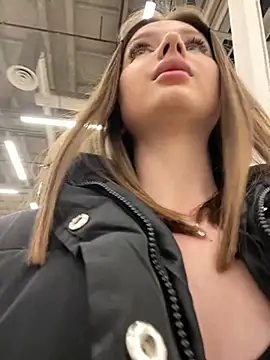 KrisMagnoly Chat XXX live
