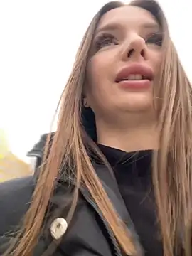 KrisMagnoly Chat XXX in diretta