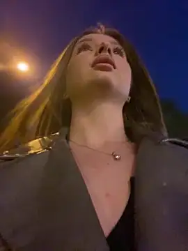צ'אט XXX בשידור חי של KrisMagnoly