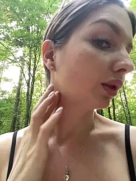 XXX chat uživo modela KrisMagnoly