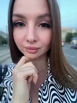 KrisMagnoly Chat XXX in diretta