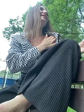KrisMagnoly's Live XXX Chat