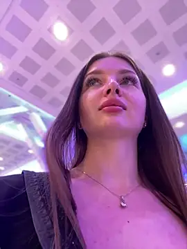 Chat +18 de KrisMagnoly ao vivo