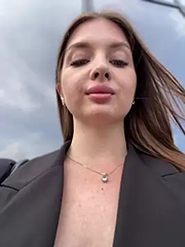 צ'אט XXX בשידור חי של KrisMagnoly