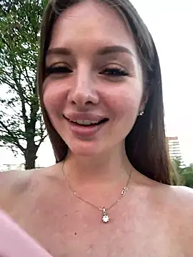 KrisMagnoly's Live XXX Chat