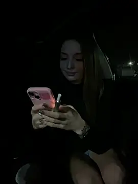 KrisMagnoly Chat XXX in diretta