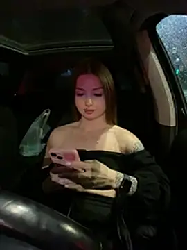 KrisMagnoly's Live XXX Chat