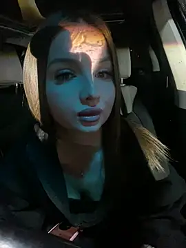 KrisMagnoly Chat XXX in diretta