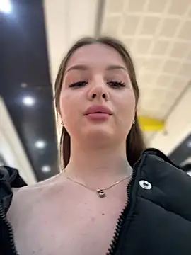 Chat +18 de KrisMagnoly ao vivo