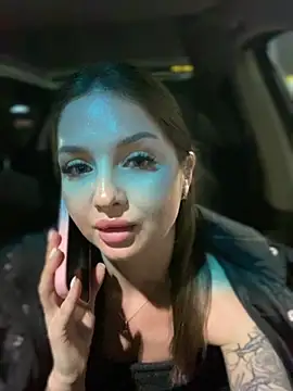 KrisMagnoly Live XXX-chat