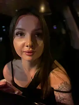KrisMagnoly Show Webcam