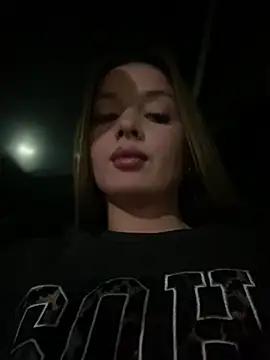 KrisMagnoly Live XXX-chat
