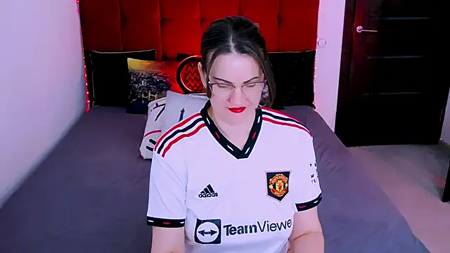 Chat +18 de EvelynPorshe ao vivo
