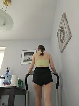 Chat XXX en directo de Happy_Gym_Year
