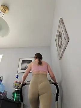 Živý XXX chat Happy_Gym_Year