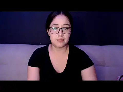 Chatroom XXX en direct de Elina_Rose888
