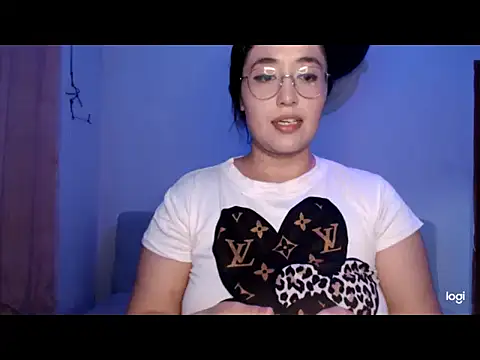 Chat +18 de Elina_Rose888 ao vivo