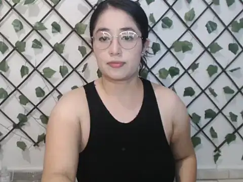 Elina_Rose888 Chat XXX in diretta