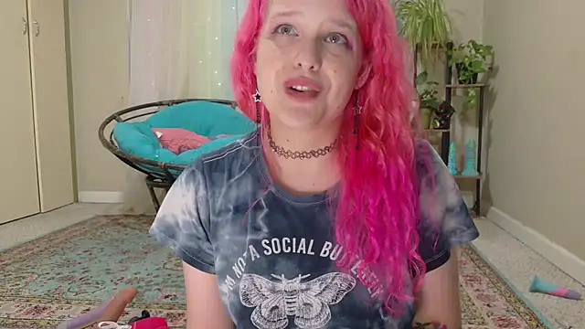 Emihaze Show in webcam