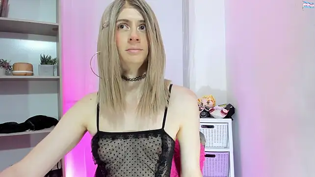 KimberlyJohnsoon Show in webcam