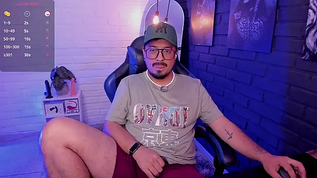 DaviidEvans_ Show in webcam